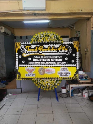 Papan Bunga di Gunungsugih Salem